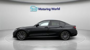 BMW 3 Series 330E M SPORT