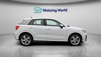 Audi Q2 TFSI S LINE