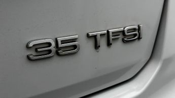 Audi Q2 TFSI S LINE