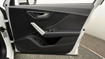 Audi Q2 TFSI S LINE