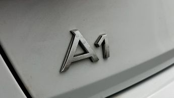 Audi A1 SPORTBACK TFSI S LINE