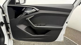 Audi A1 SPORTBACK TFSI S LINE