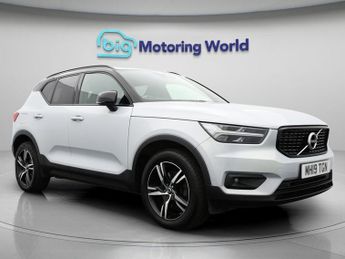 Volvo XC40 T4 R-DESIGN