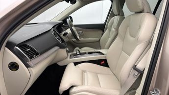 Volvo XC90 RECHARGE T8 PLUS AWD