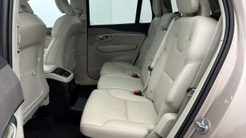 Volvo XC90 RECHARGE T8 PLUS AWD