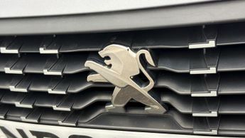 Peugeot 208 PURETECH ACTIVE PREMIUM PLUS S/S