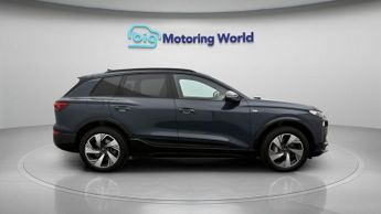 Audi Q6 e-tron S LINE QUATTRO