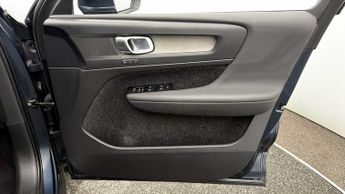 Volvo XC40 B4 INSCRIPTION PRO