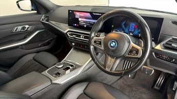 BMW 3 Series 330E M SPORT