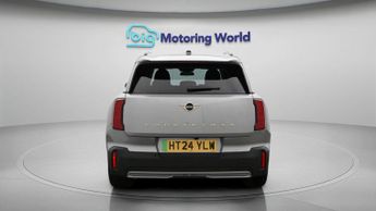 MINI Electric Countryman E CLASSIC