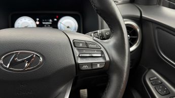 Hyundai KONA PREMIUM