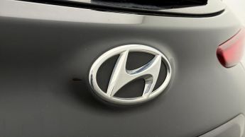 Hyundai KONA PREMIUM