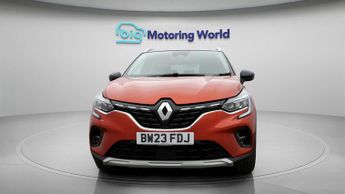 Renault Captur TECHNO E-TECH