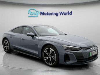 Audi E-Tron QUATTRO BASE