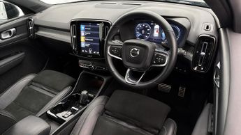Volvo XC40 RECHARGE T5 R-DESIGN PRO