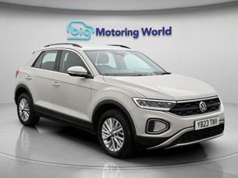 Volkswagen T-Roc LIFE TSI