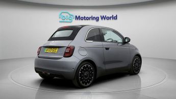 Fiat 500e C LA PRIMA
