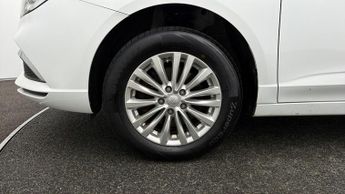 MG MG5 EXCLUSIVE