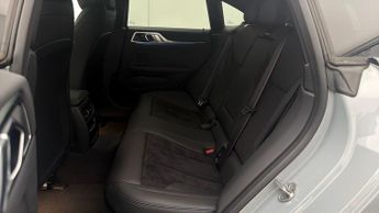 BMW i4 EDRIVE40 M SPORT