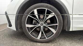 Volkswagen Tiguan R-LINE TSI DSG