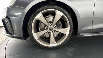 Audi A4 TFSI S LINE BLACK EDITION