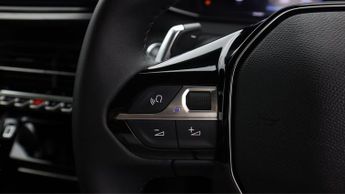Peugeot 2008 PURETECH EAT8 S/S ALLURE