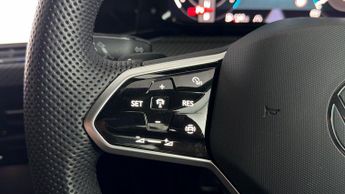 Volkswagen Golf R-LINE ETSI DSG