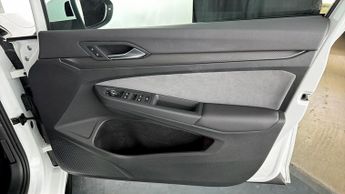 Volkswagen Golf R-LINE ETSI DSG