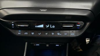 Hyundai BAYON T-GDI PREMIUM DCT