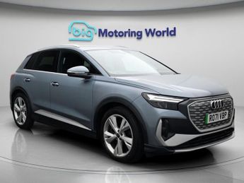Audi Q4 e-tron S LINE