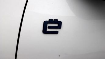 Citroen e-C4 SHINE PLUS