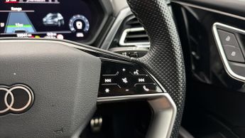 Audi Q4 e-tron S LINE