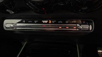 Mercedes-Benz GLB GLB 200 D AMG LINE EXECUTIVE