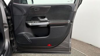 Mercedes-Benz GLB GLB 200 D AMG LINE EXECUTIVE