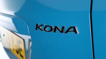 Hyundai KONA PREMIUM