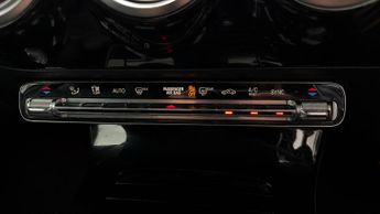 Mercedes-Benz A Class A 200 AMG LINE PREMIUM