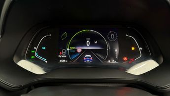 Renault Captur TECHNO E-TECH