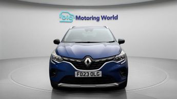 Renault Captur TECHNO E-TECH