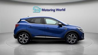 Renault Captur TECHNO E-TECH