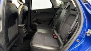 Renault Captur TECHNO E-TECH