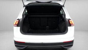Volkswagen Tiguan LIFE TSI DSG