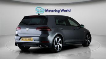 Volkswagen Golf GTI PERFORMANCE TSI DSG