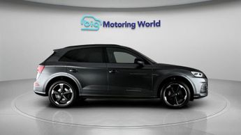 Audi Q5 TFSI QUATTRO S LINE BLACK EDITION