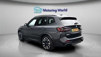 BMW iX3 M SPORT