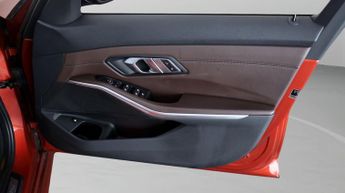 BMW 3 Series 330E M SPORT