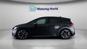 CUPRA Born V2