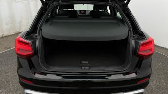 Audi Q2 TDI S LINE