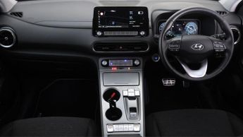 Hyundai KONA PREMIUM