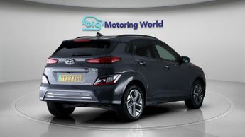 Hyundai KONA PREMIUM
