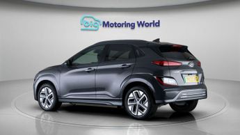Hyundai KONA PREMIUM